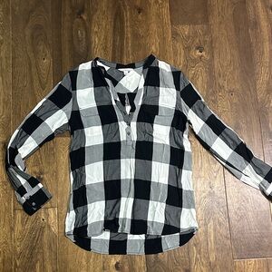 LL Bean Signature Long Sleeve Blouse Size 6